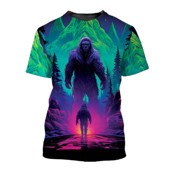 Human & Bigfoot Encounter T-Shirt For Men & Women